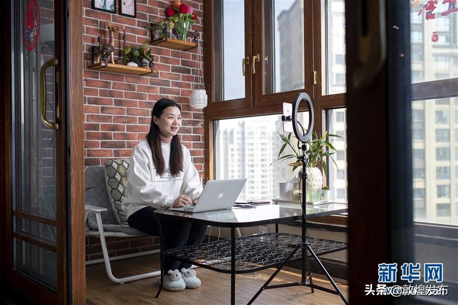 星火成炬——记战“疫”中的志愿服务英雄