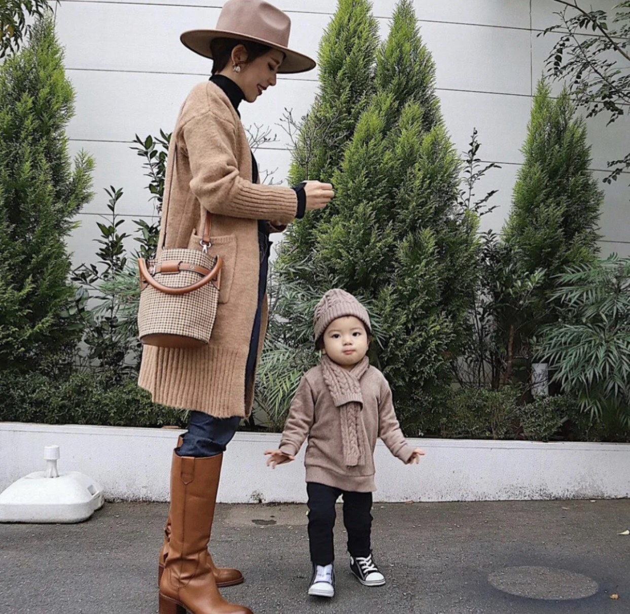 时尚辣妈们要学会穿亲子装,时尚辣妈就该这么穿