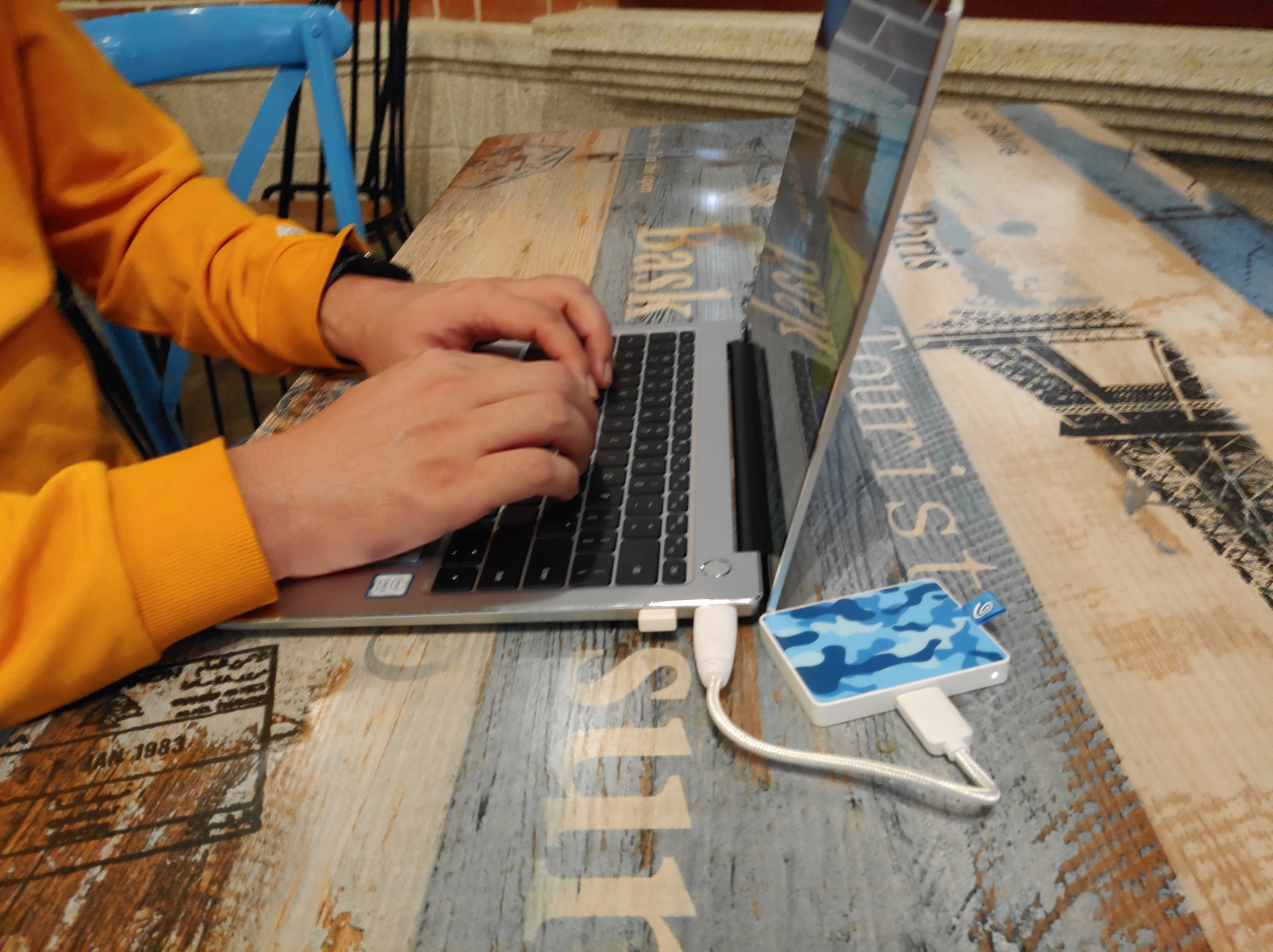 希捷移动硬盘2017新品,希捷简系列移动硬盘评测