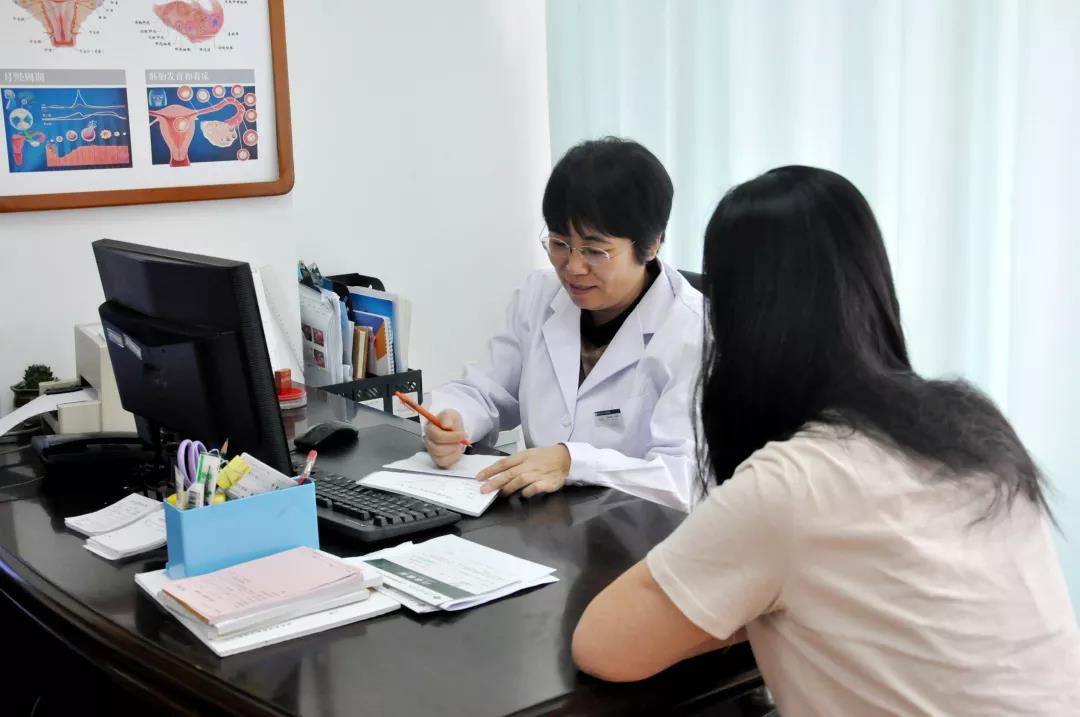 童心半成真，箴言警芳心丨记上海天伦医院田海琴主任