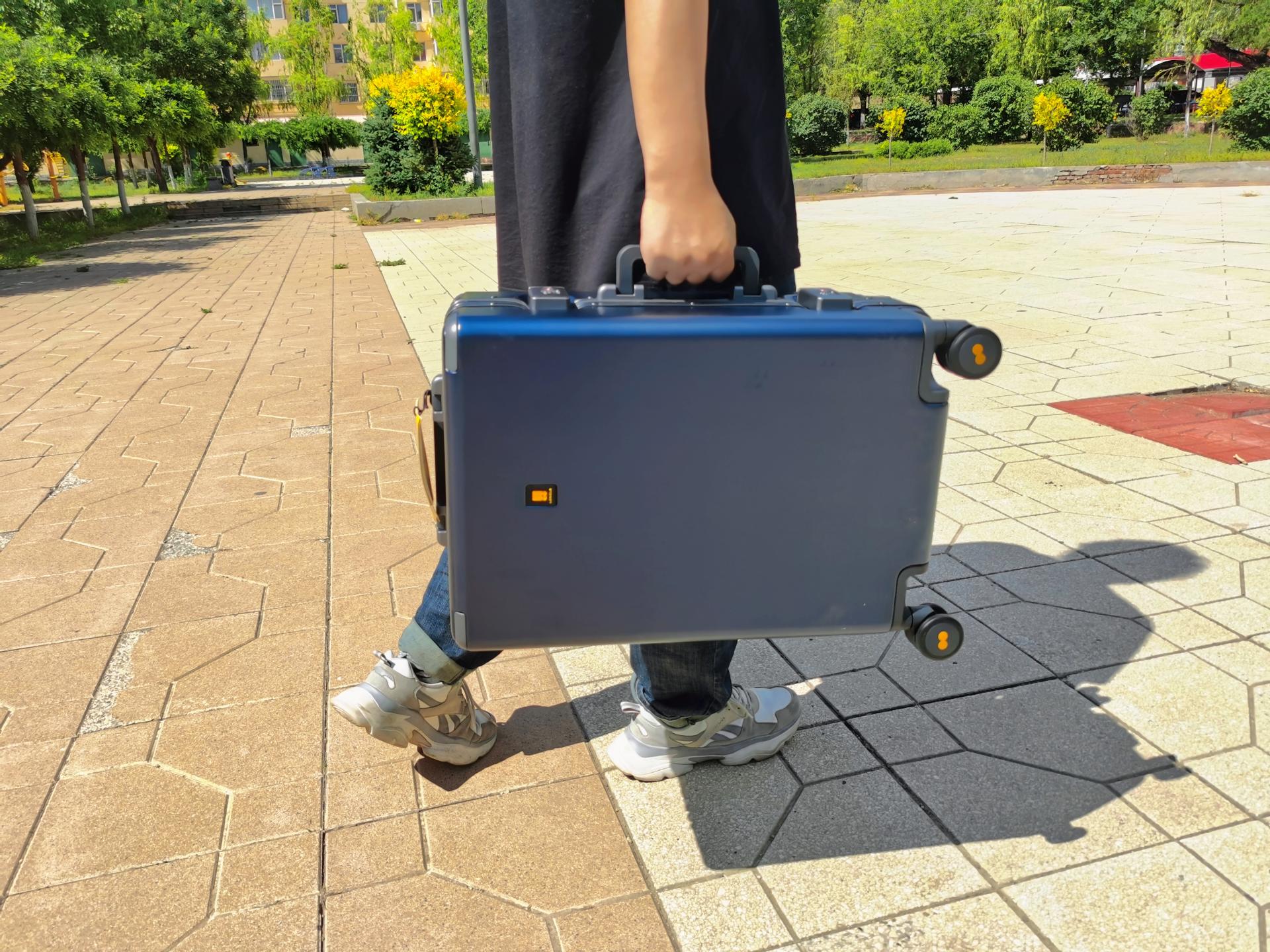 地平线8号level8旅行箱测试,地平线8号行李箱4挡调节