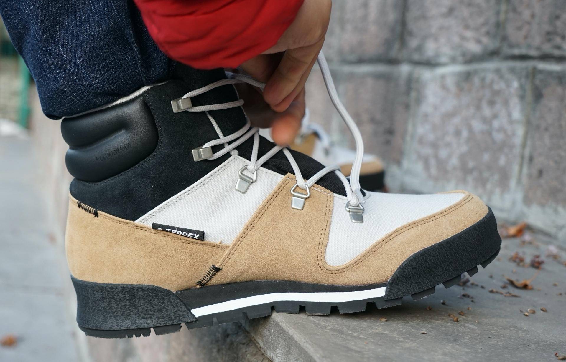 adidasterrex户外鞋防水吗,adidasterrex防水透气防风gtxpro