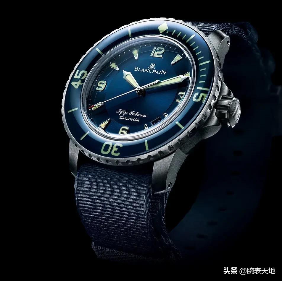 水鬼和五十噚哪个夜光效果好,潜水表五十噚5015选什么颜色