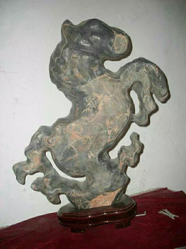 莲花瓣灵璧石作假过程,灵璧石白筋黄筋能作假吗