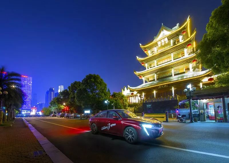 撩燃大长沙～我把新一代508L开进了时尚娱乐之都最火的网红地！