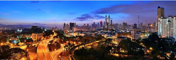 椹潵瑗夸簹鍚夐殕鍧′簯椤跺北璧屽満,椹潵瑗夸簹鍚夐殕鍧¤豹鍗庝竷鏃ユ父