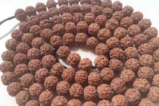 如何挑选一串好的小金刚菩提子,小金刚菩提最全纹路