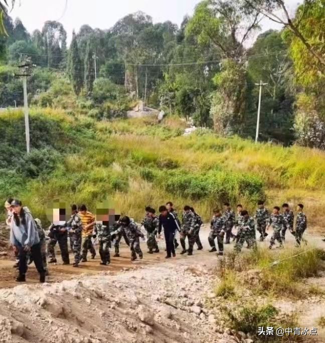 10年来这所中学接收了2000多“问题学生”,有的割腕有的要当乞丐,校长说,把孩子养亲了,教育才可能发生