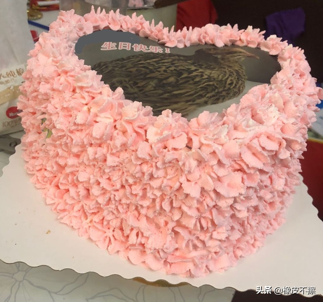 生而为妈，一个小学生的生日蛋糕能有多尬