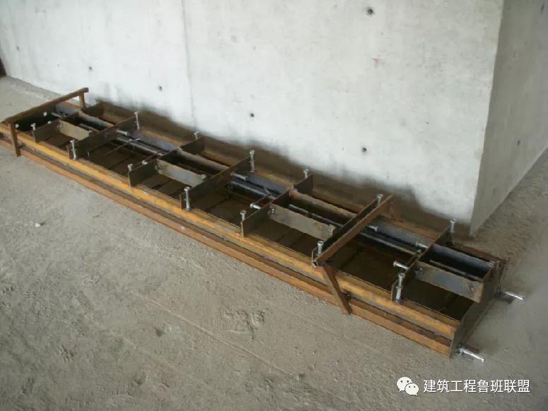 预制混凝土围栏柱,预制柱的施工方式