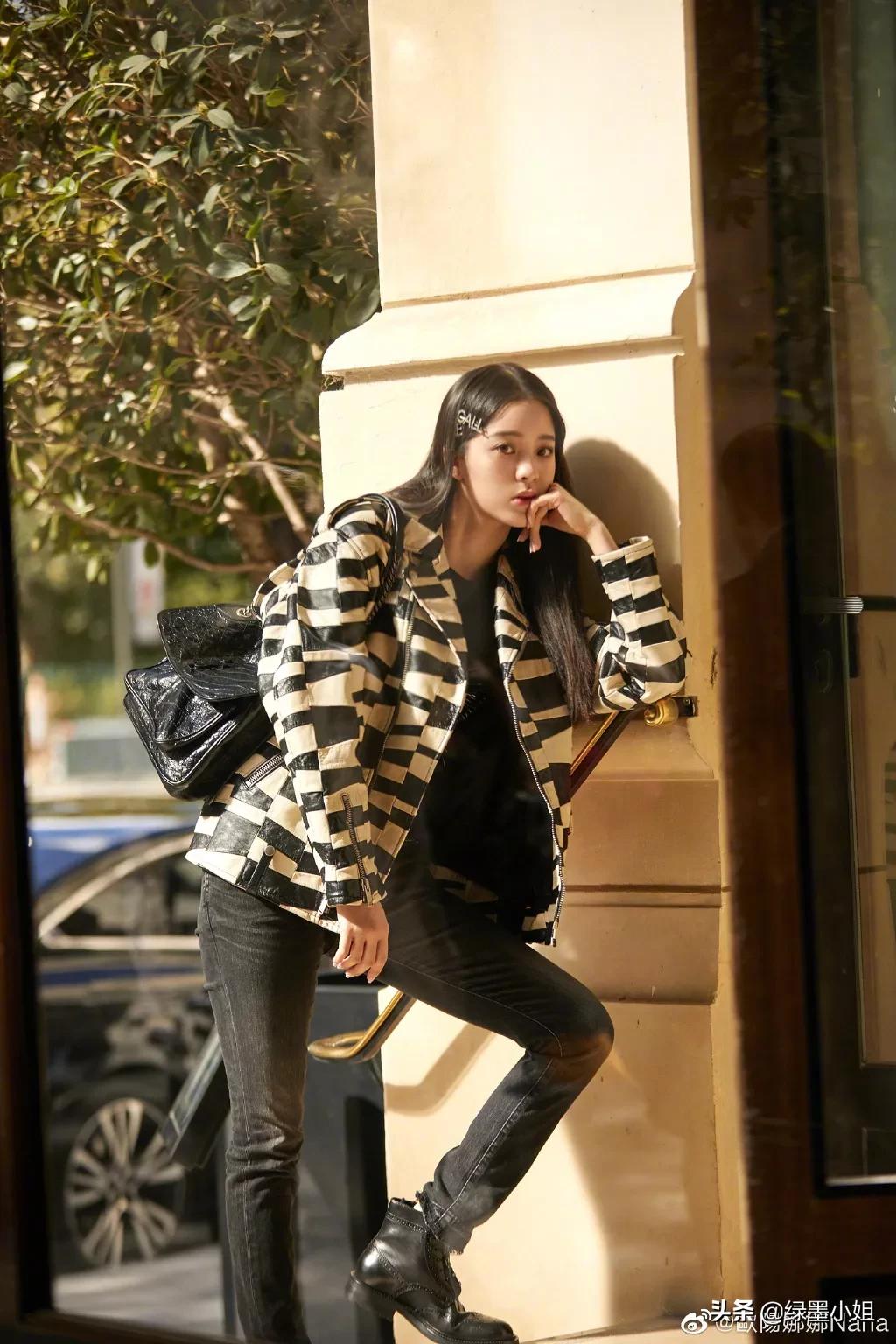 欧阳娜娜所有的包包,欧阳娜娜便宜的包包