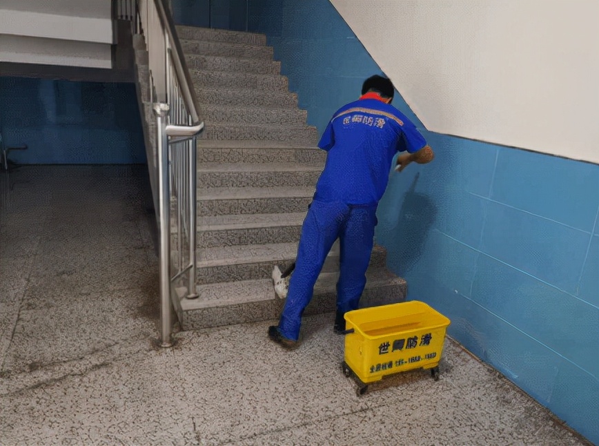 瓷砖太滑的防滑神器,瓷砖地板滑的防滑妙招