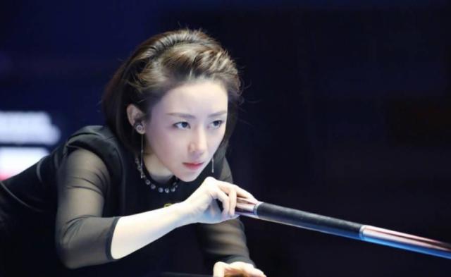 潘晓婷身价超8亿，比赛时屁股口袋总是鼓鼓的，说出原因惹人泪目