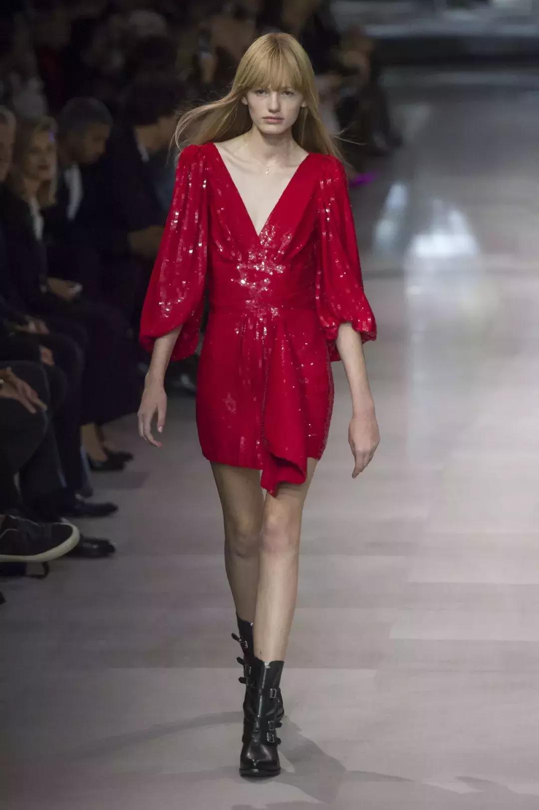 过年真的只要穿红色就是最好看的,春节必须有红色单品