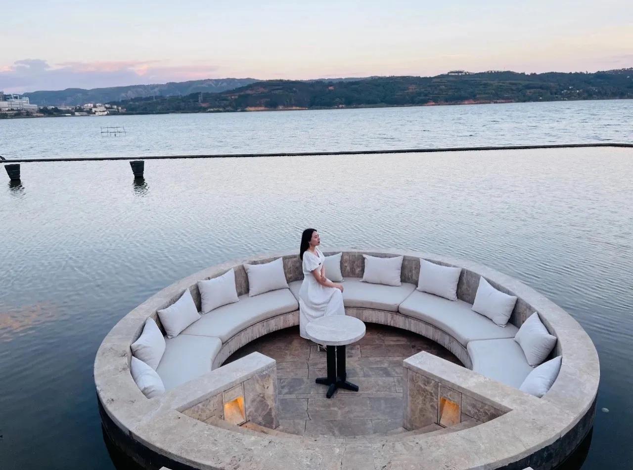 云南昆明阳宗海柏联温泉,昆明柏联酒店