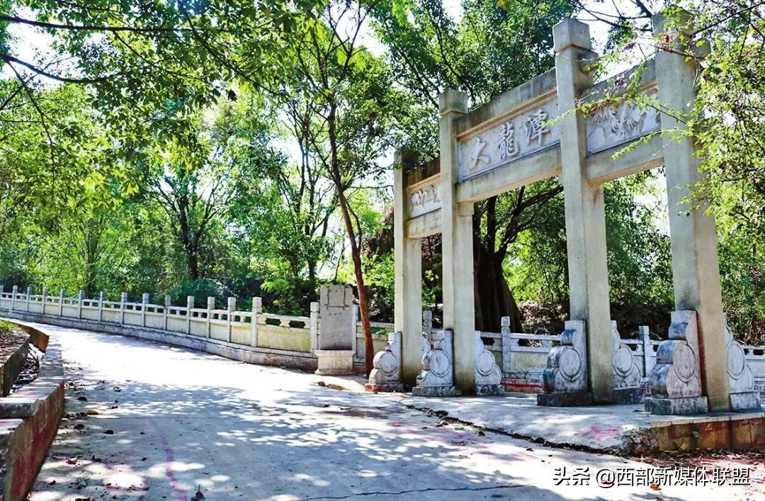 华宁七犀潭风景,华宁有什么好玩的