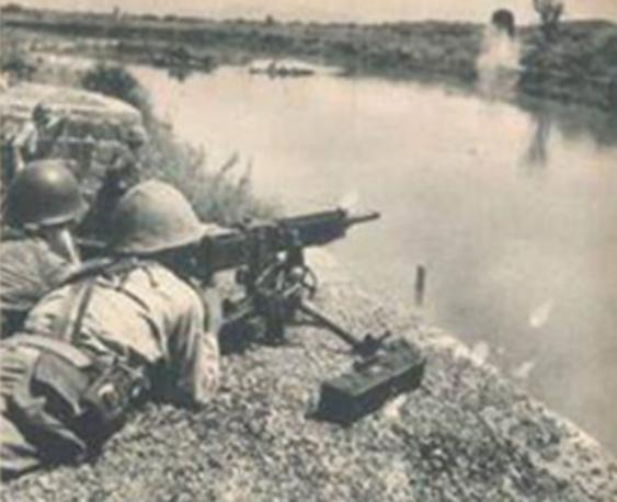 84岁老太跳入冰河救小孩,84岁老太跳冰河救孩子