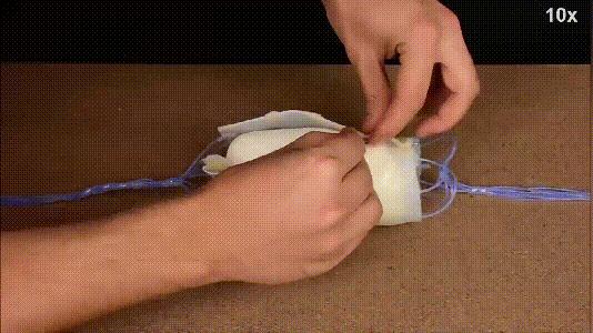 用橡皮泥做小型的机器人,怎么用橡皮泥做战斗机器人