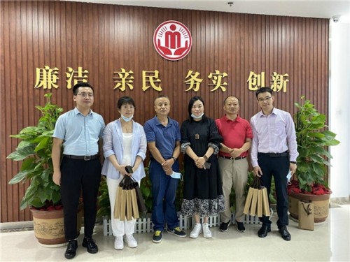 抗击疫情为医院捐赠物资,为疫情防控捐赠物资