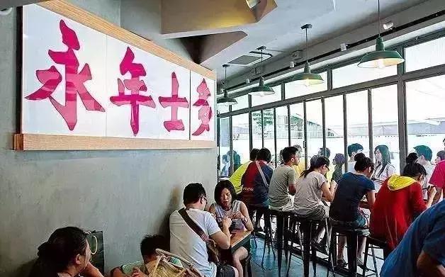 港珠澳大桥怎么通关去香港,港珠澳大桥旅行推荐