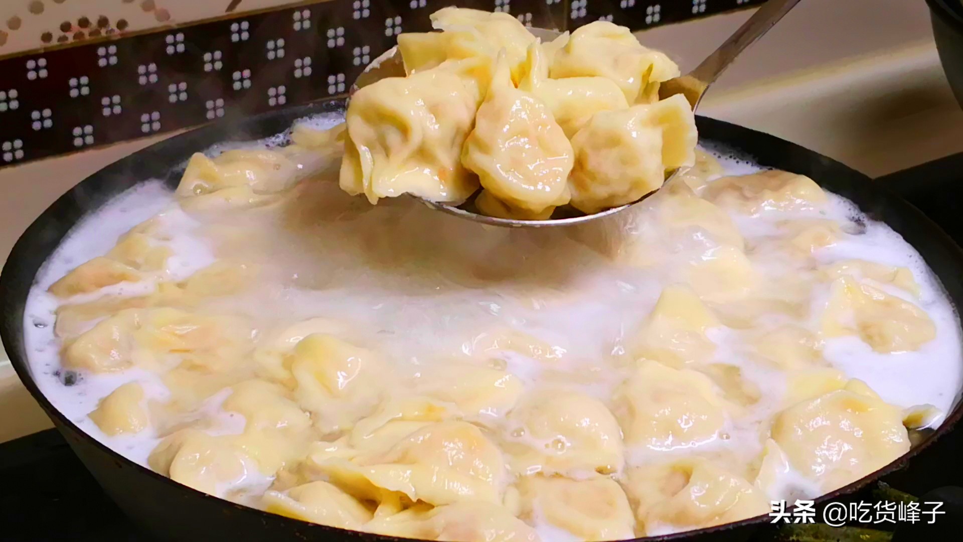 调肉馅饺子时，记住“3放3不放”，肉香十足味道正，多汁没腥味