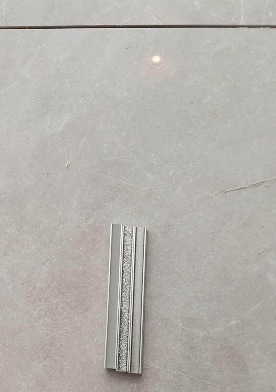 现在流行什么美缝剂最好,今年流行的美缝剂什么颜色好看