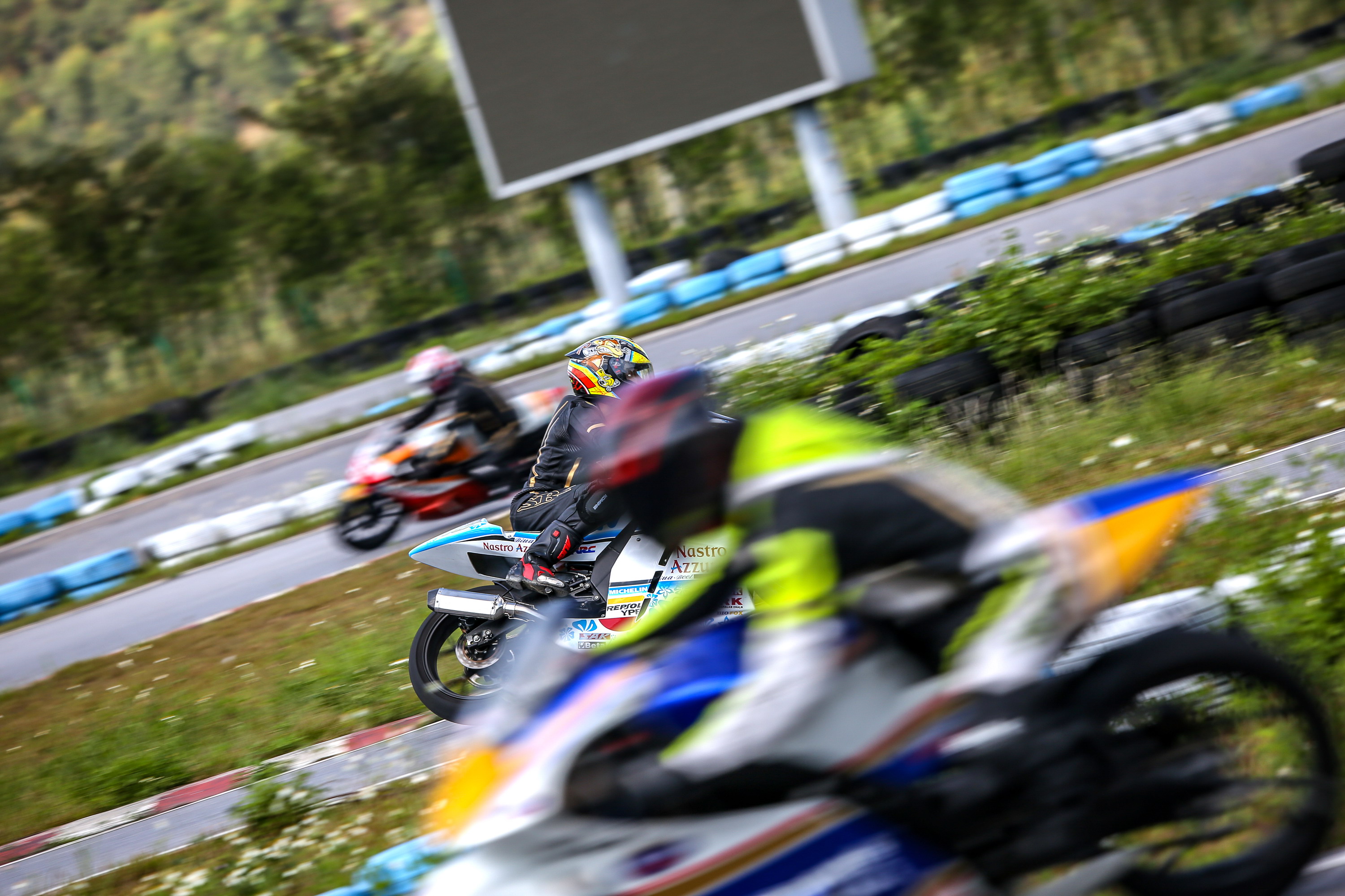 大河马赛车场试车,大河马赛车场摩托车比赛