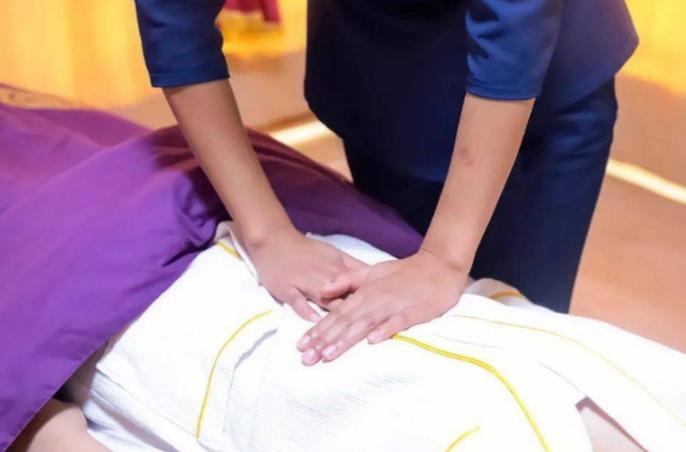 来例假时洗头该注意什么,来例假不能洗头的原因是什么