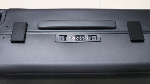 晒个锤子？LEVEL8旅行箱——男士商旅必备