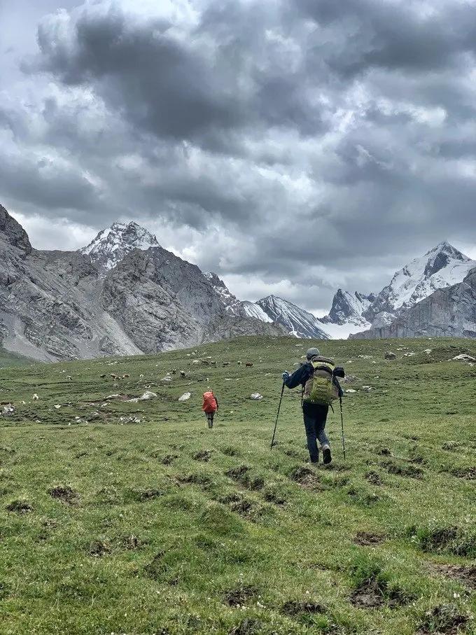 6月徒步乌孙古道骑马穿越,几月去乌孙古道徒步合适