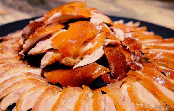 第一次吃烤鸭,烤鸭鸭架怎么处理的