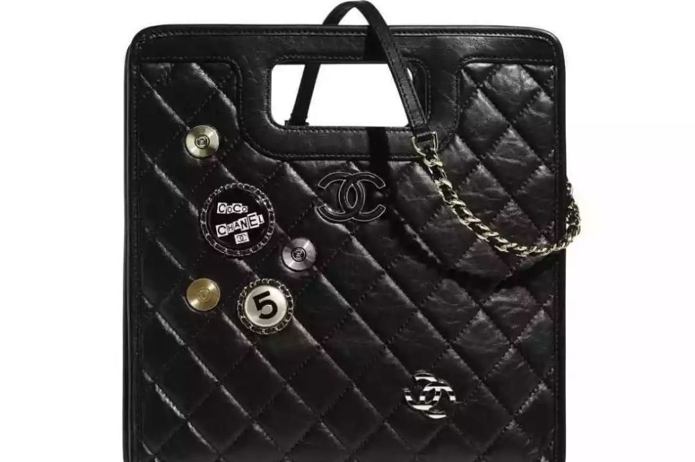 追了《爱的迫降》这么久，我终于看到一只想买的包了