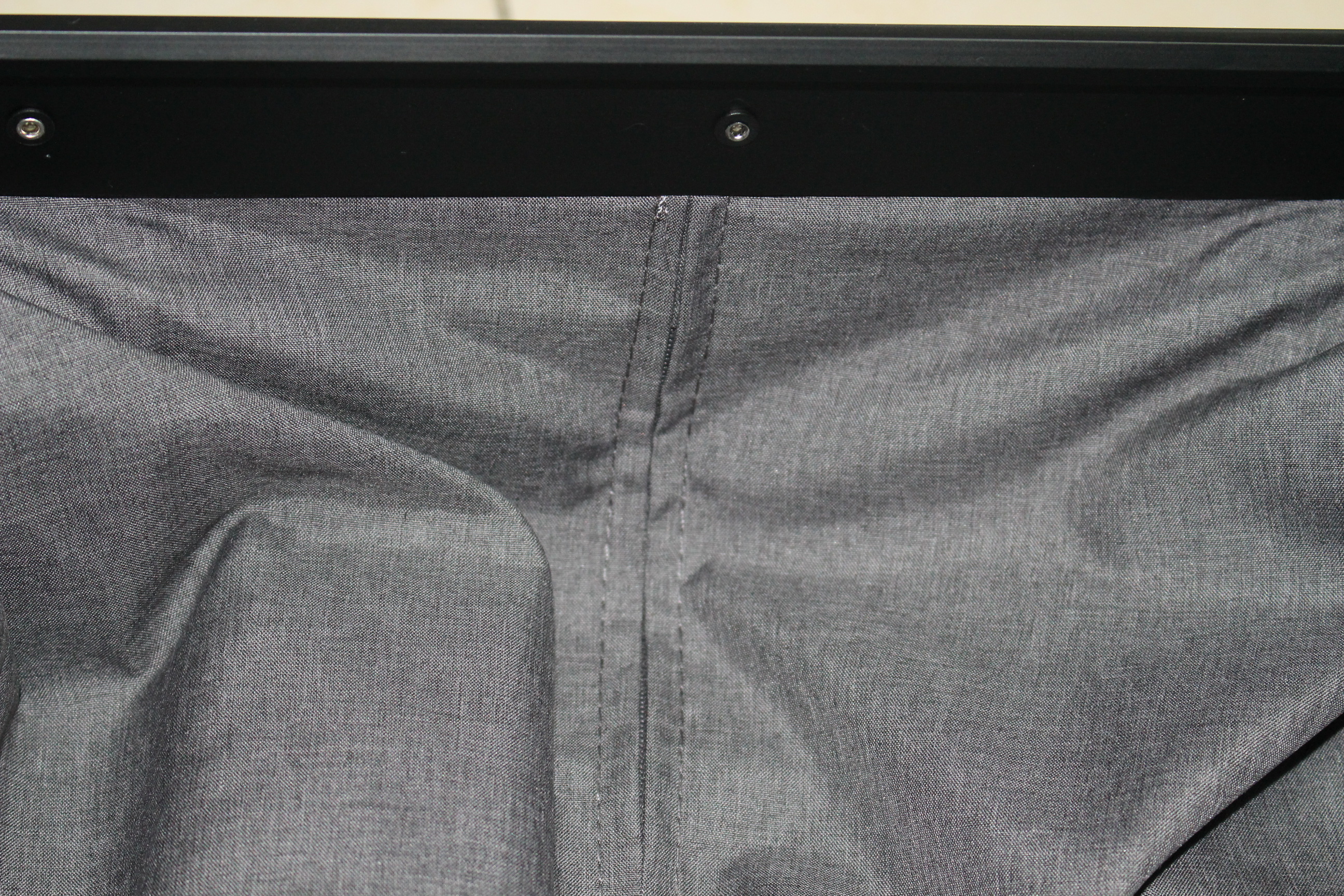 晒个锤子？LEVEL8旅行箱——男士商旅必备