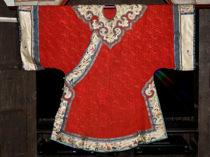 一件文物怎么确定是哪个朝代的,织绣收藏品