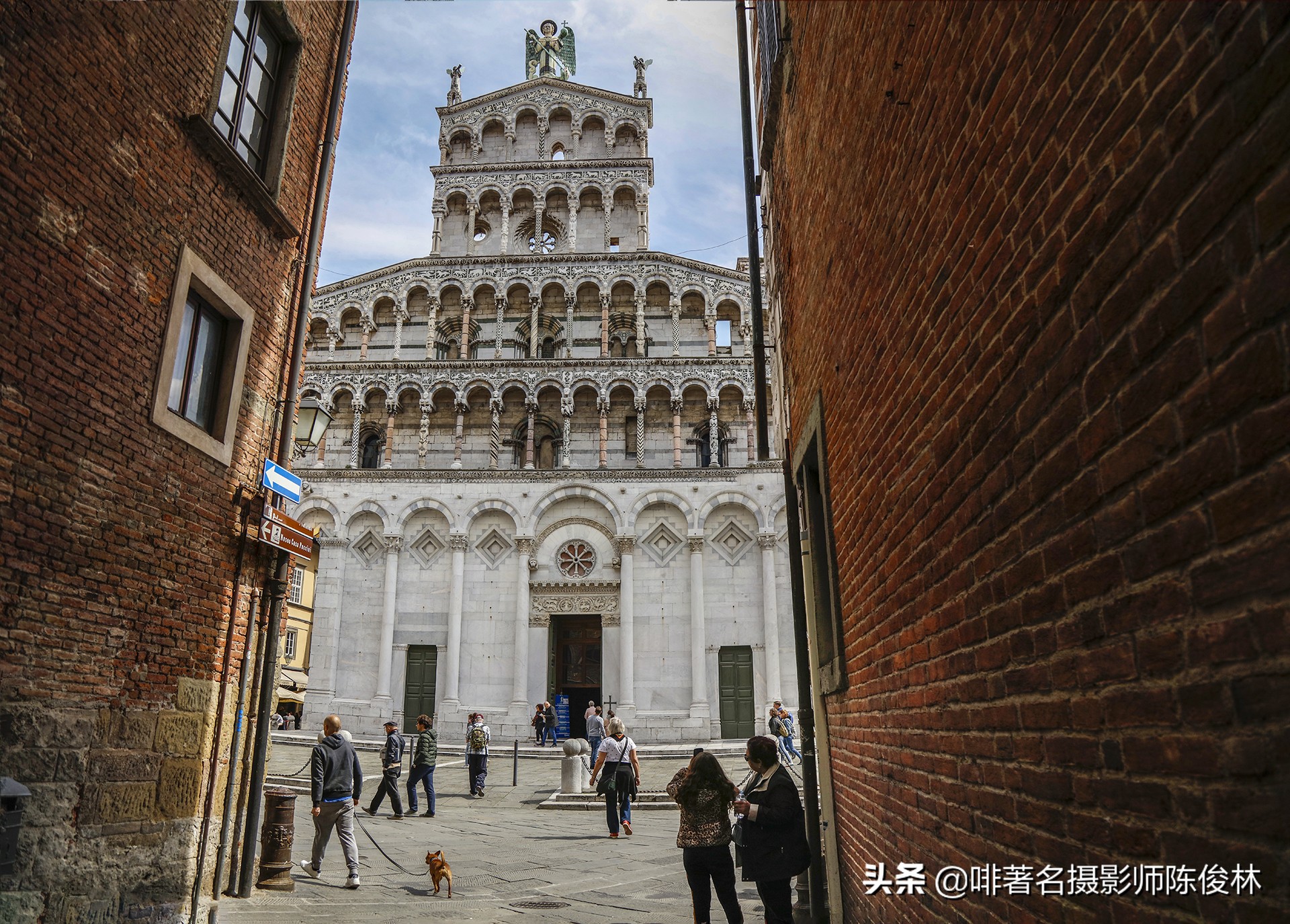 比萨和卢卡，一城因歪了的塔著名，一城躲过二战轰炸保存中世纪原貌