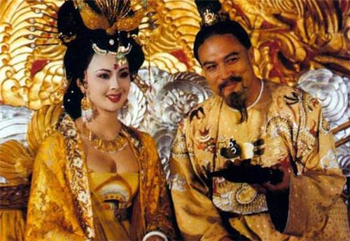 杨玉环的死亡之谜终于大白,真相太过于凄惨,并非白绫绞死