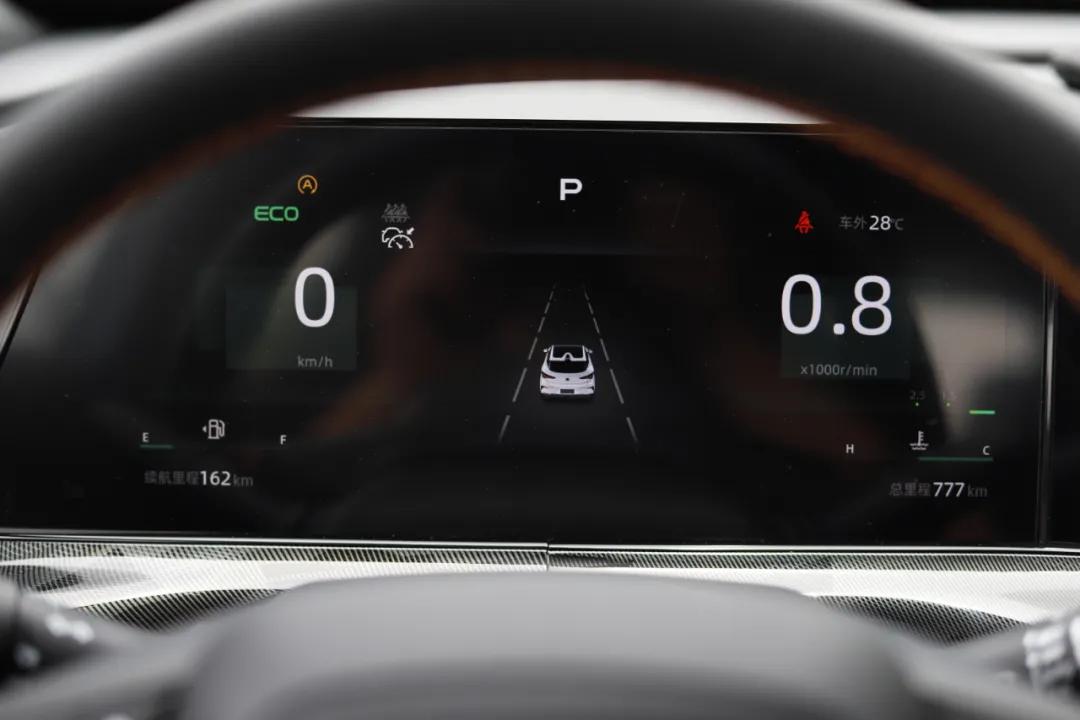 与宝马x1同级别的suv,新款宝马x1大小与长安cs55对比