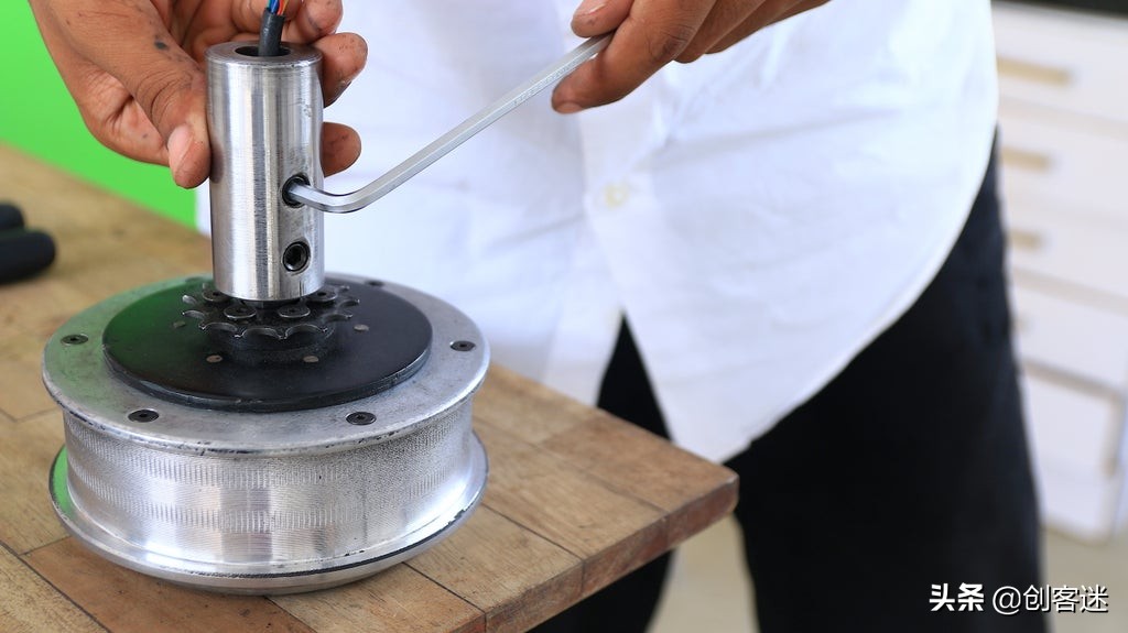 普通自行车能改成平衡车吗,小自行车如何改造平衡车