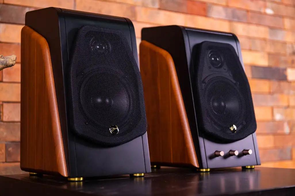 惠威m200音响监听,惠威M200音箱音质怎么样