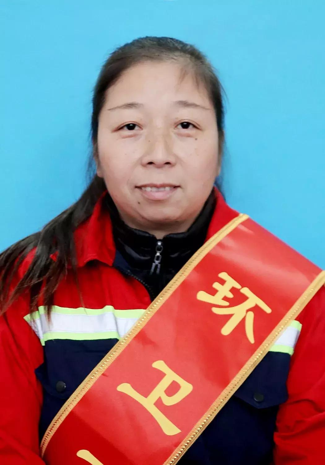 我市表彰一批优秀环卫工人,最美环卫工人履行职责的事迹