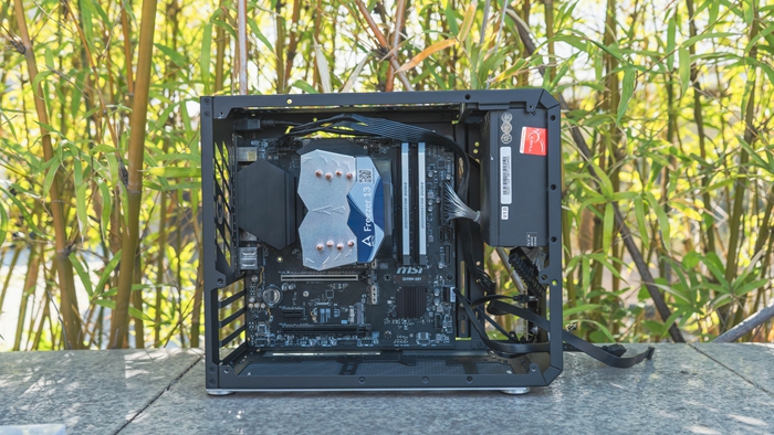 #试吃黑苹果BigSur——机械大师C28手提箱装机