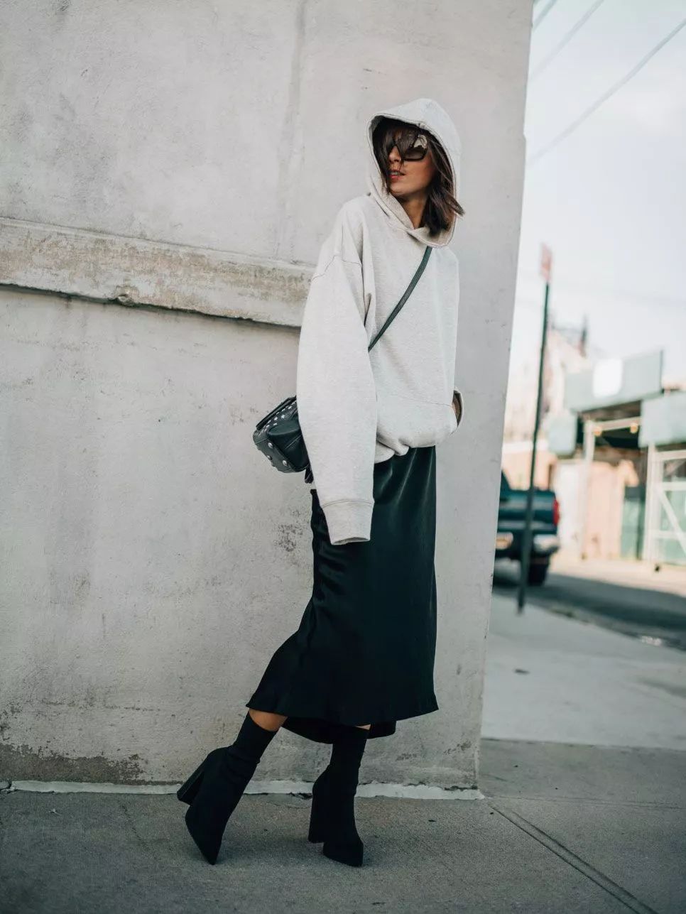 卫衣的三种好看系法,卫衣十种穿搭