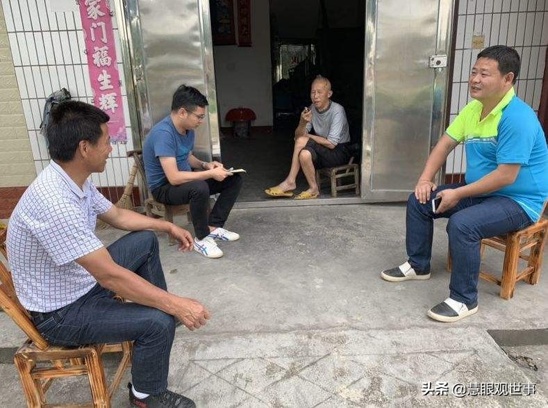 《侯海洋基层风云》中战斗的友谊:赵海和李酸酸串连