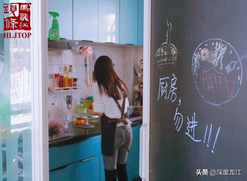 【冰城浮生记Day9】斜杠青年于浩洋：上得了讲台下得了柜台