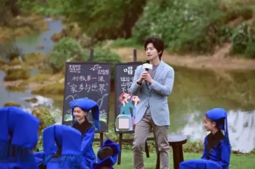 翟天临有才华,翟天临现在是什么学历了