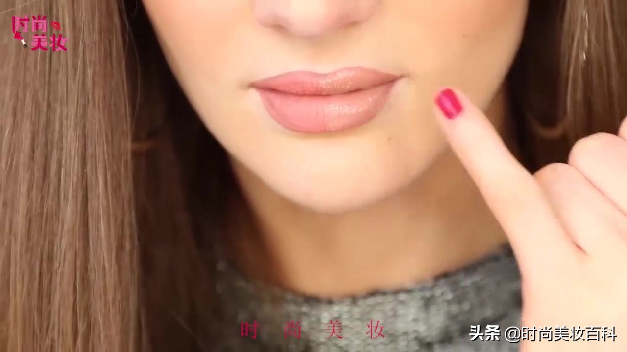 好看的美妆唇妆推荐女,美妆嘴唇的简单画法