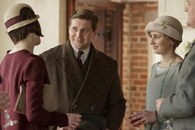 女人对男人动了真情的四个表现,女人一旦对男人动了真情的表现