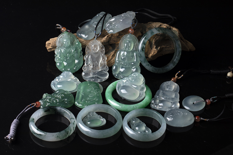 遇到玉石疑问怎么解答,如果买到玉石不是真的该怎么办