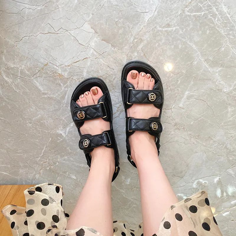 大码休闲女凉鞋新款2022爆款正品,品牌女凉鞋断码清仓特价正品秒杀