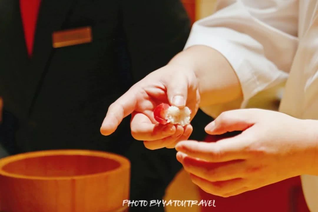 这顿灵魂日料背后的人和故事，连陈晓卿都为之动容